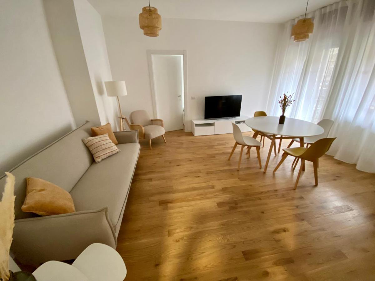 Brand New Flat Ready To Welcome You To Milan! Appartamento Milano